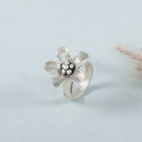 Aarushi Elegant Bloom Silver Ring