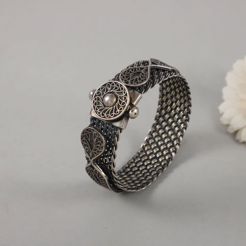 Lavanya Filigree Filora Mesh Silver Bracelet