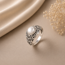 Shreya Turkish Style Silver Ring With Pearl
