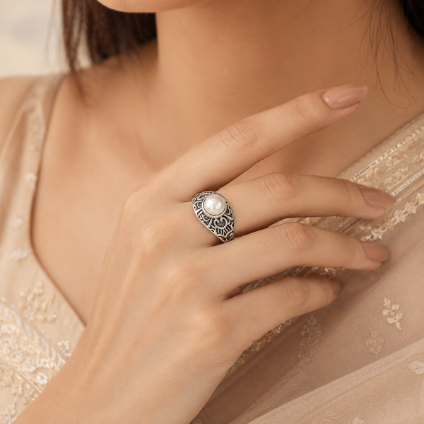 Shreya Turkish Style Silver Ring With Pearl