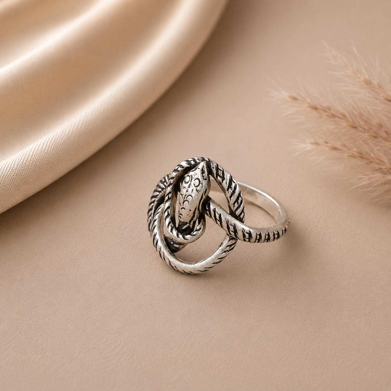 Kavita Snake Design Silver Ring