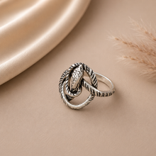 Kavita Snake Design Silver Ring