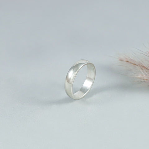 Anu Minimal Smooth Finish Silver Band