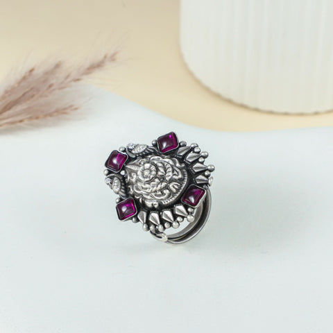 Trisha Antique Floral Design Silver Ring