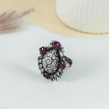 Trisha Antique Floral Design Silver Ring
