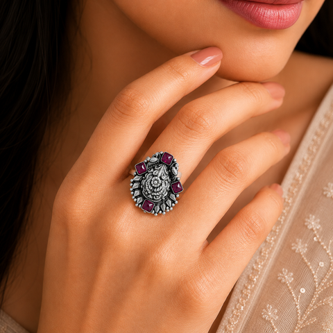 Trisha Antique Floral Design Silver Ring