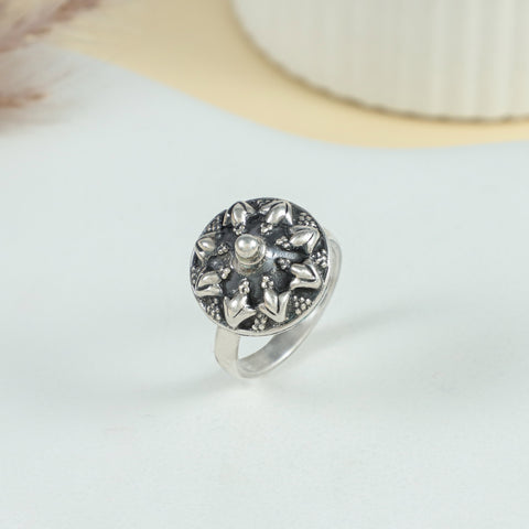 Navira Floral Bloom Silver Ring