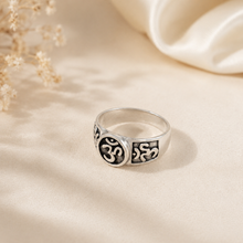 Siya Om Blessing Band Silver Ring