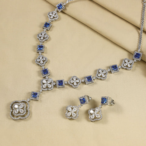 Anaya Blue Stones And Floral Necklace Set