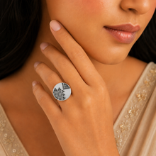 Nisha Abstract Geo Disc Silver Ring
