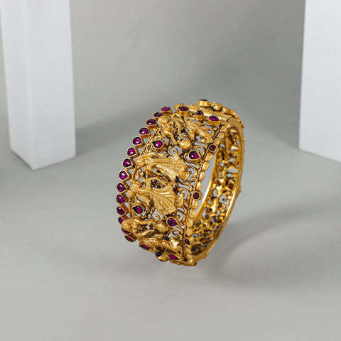 Divya Antique Design Silver Bangle