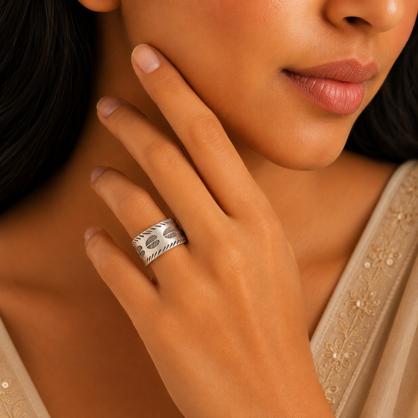 Gauri Leaf Texture Silver Ring