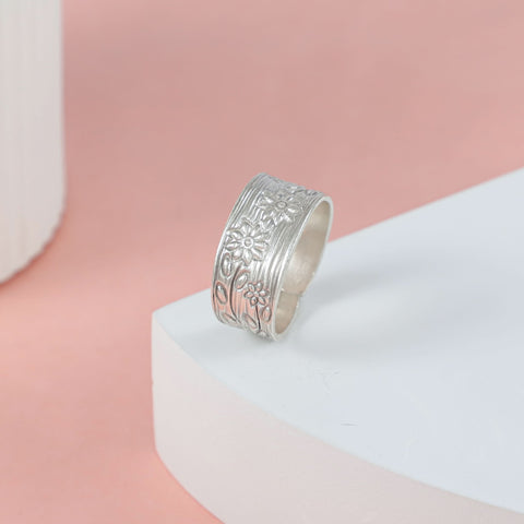 Jyoti Floral Elegance Silver Band