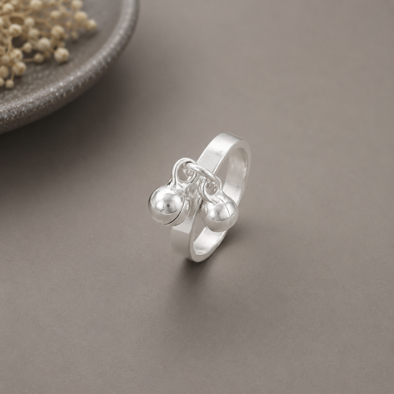 Kriti Cute Minimal Design Silver Ring