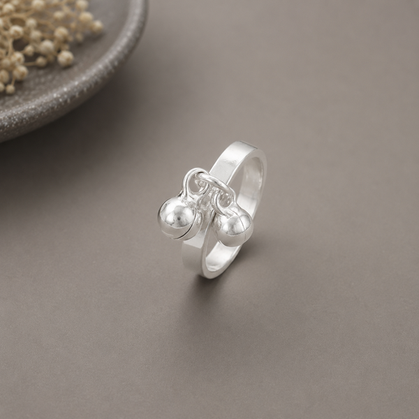 Kriti Cute Minimal Design Silver Ring