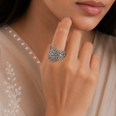 Nitya Elegant Intricate Pattern Silver Ring