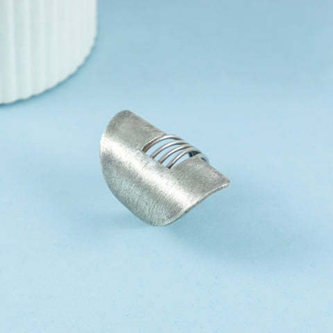 Unnati Minimal Curve Silver Ring