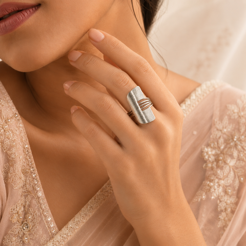 Unnati Minimal Curve Silver Ring