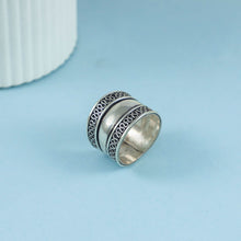 Vanya Ethnic Groove Silver Ring