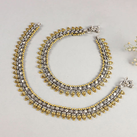 Prerna Suvarna Silver Anklets