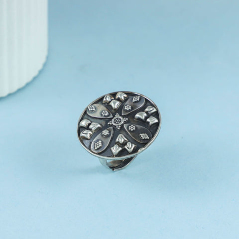 Deeksha Ethnic Border Design Silver Ring