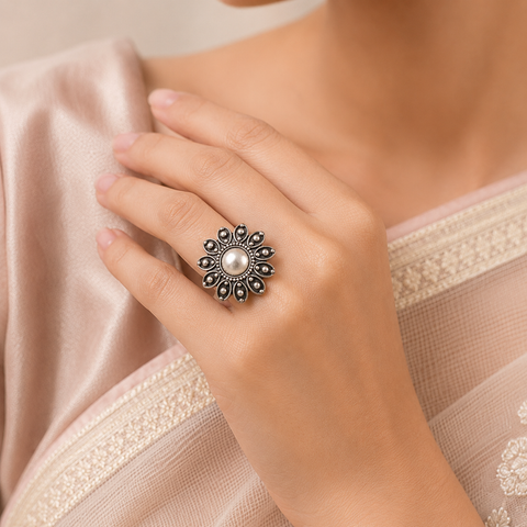 Eshita Sunflower Silver Ring