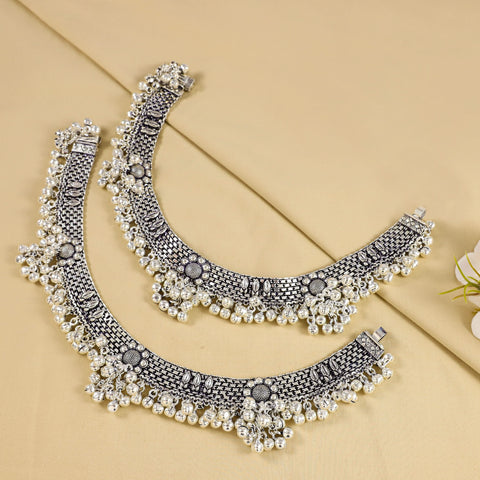 Naina Raas Rang Silver Anklets
