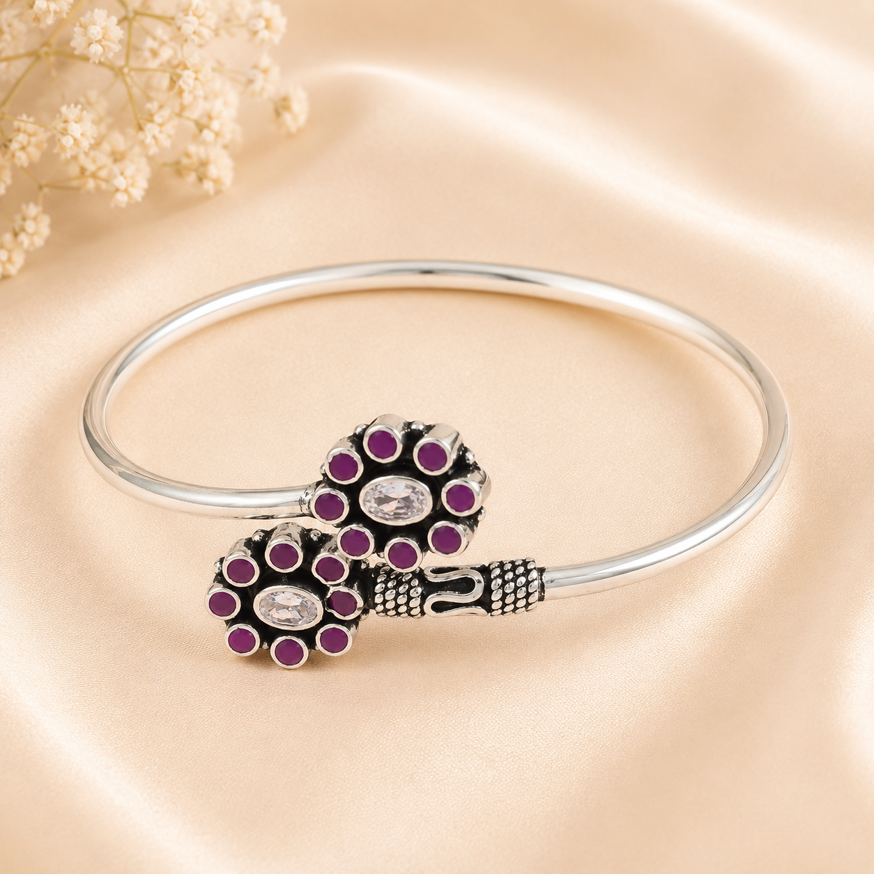 Shreya Timeless Floral Glow Silver Bracelet
