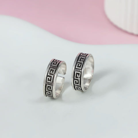 Rekha Greek Key Classic Silver Toe Rings