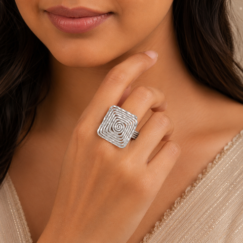 Anaya Elegant Spiral Pattern Silver Ring