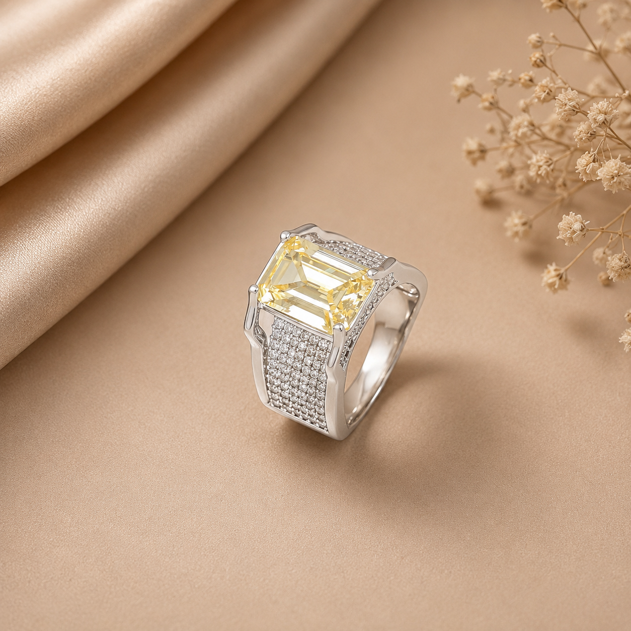 Vanya Sunshine Crystal Silver Ring