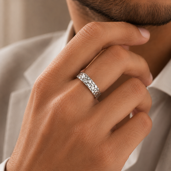 Ranveer Pebble Shine Silver Band For Him