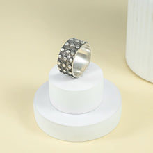 Vansh Dotted Silver Band For Him