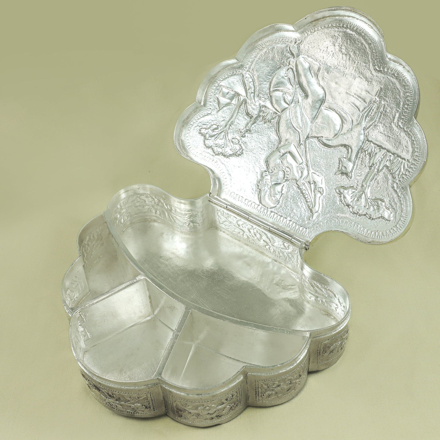 Reeman Ethereal Silver Box