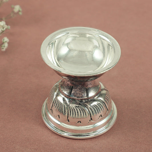 Amika Fancy Silver Diya