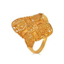 Nivriti Heritage Petal Gold Ring