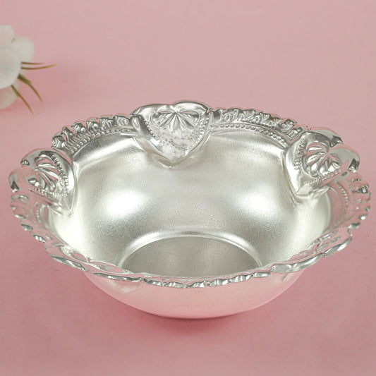 Imposing Silver bowl