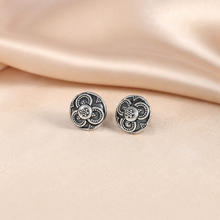 Kashvi Antique Flower Silver Earrings