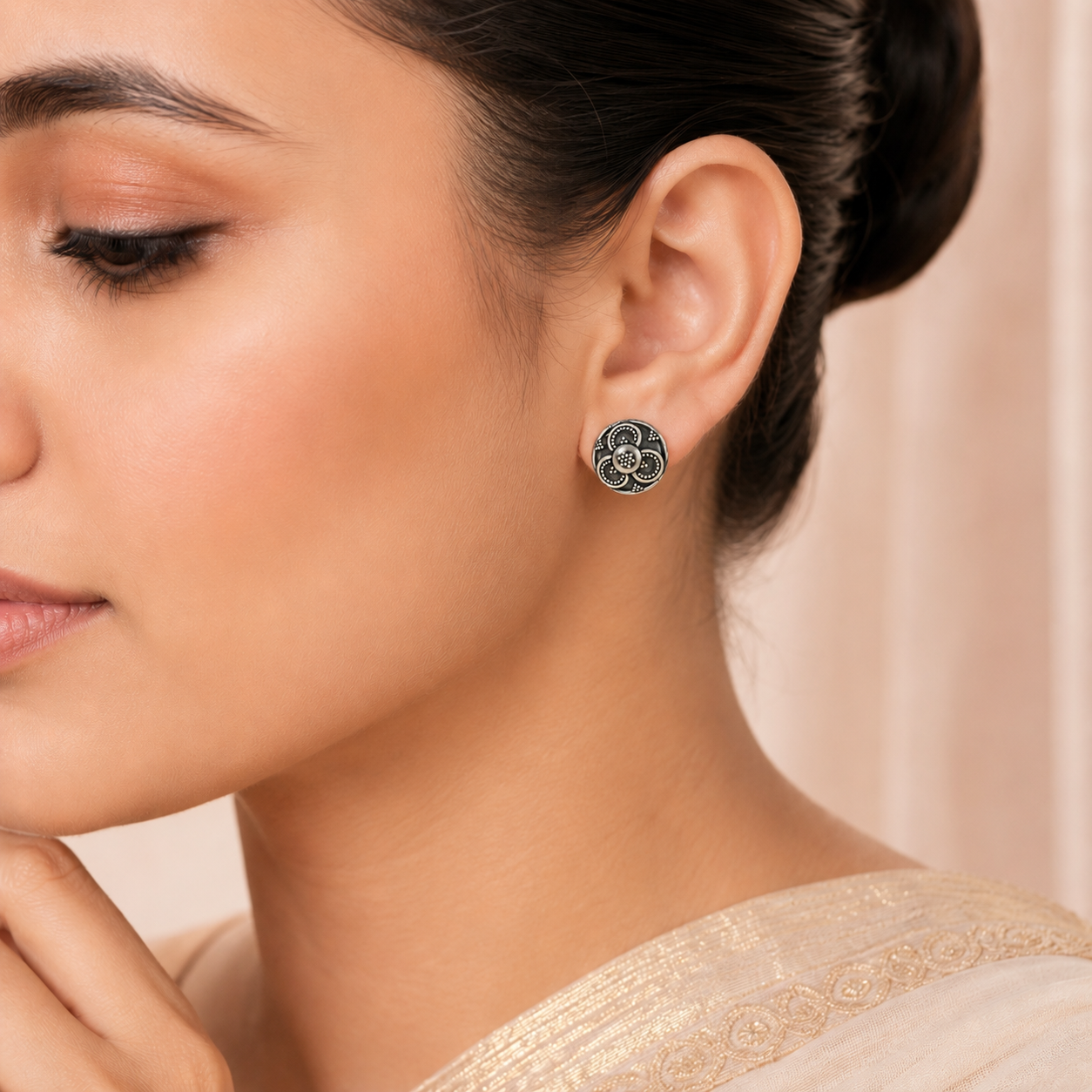 Kashvi Antique Flower Silver Earrings