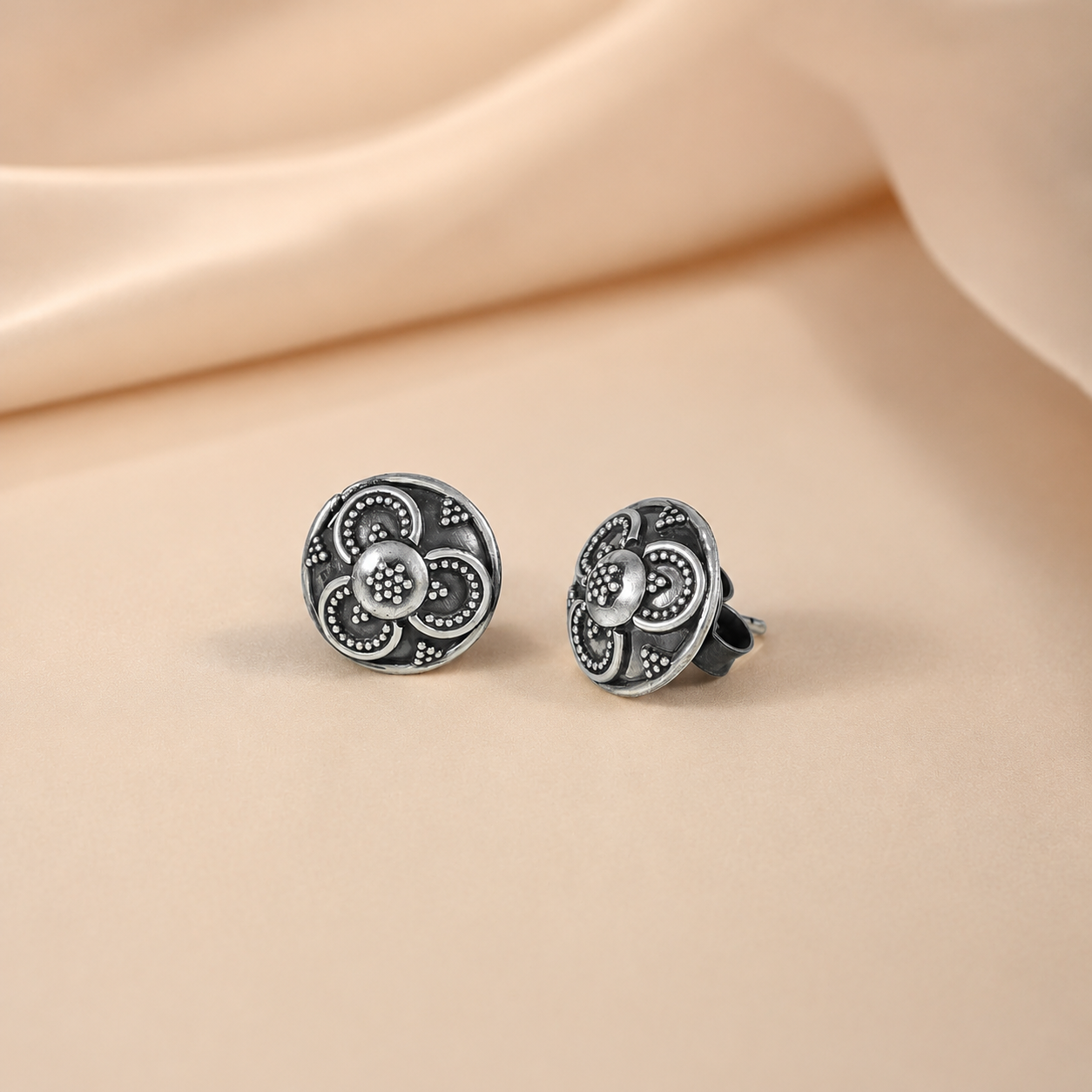 Kashvi Antique Flower Silver Earrings