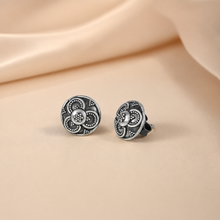 Kashvi Antique Flower Silver Earrings