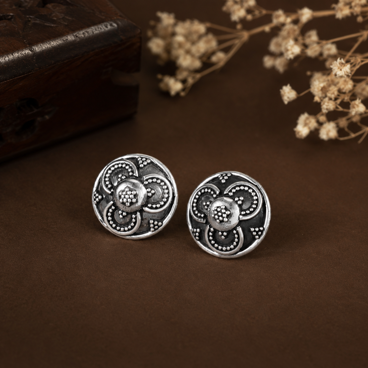 Eshwari  Rustic Floral Charm Silver Earrings