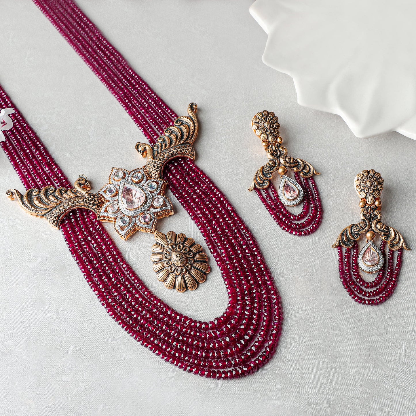 Shivika Shimmering Gold Necklace Set