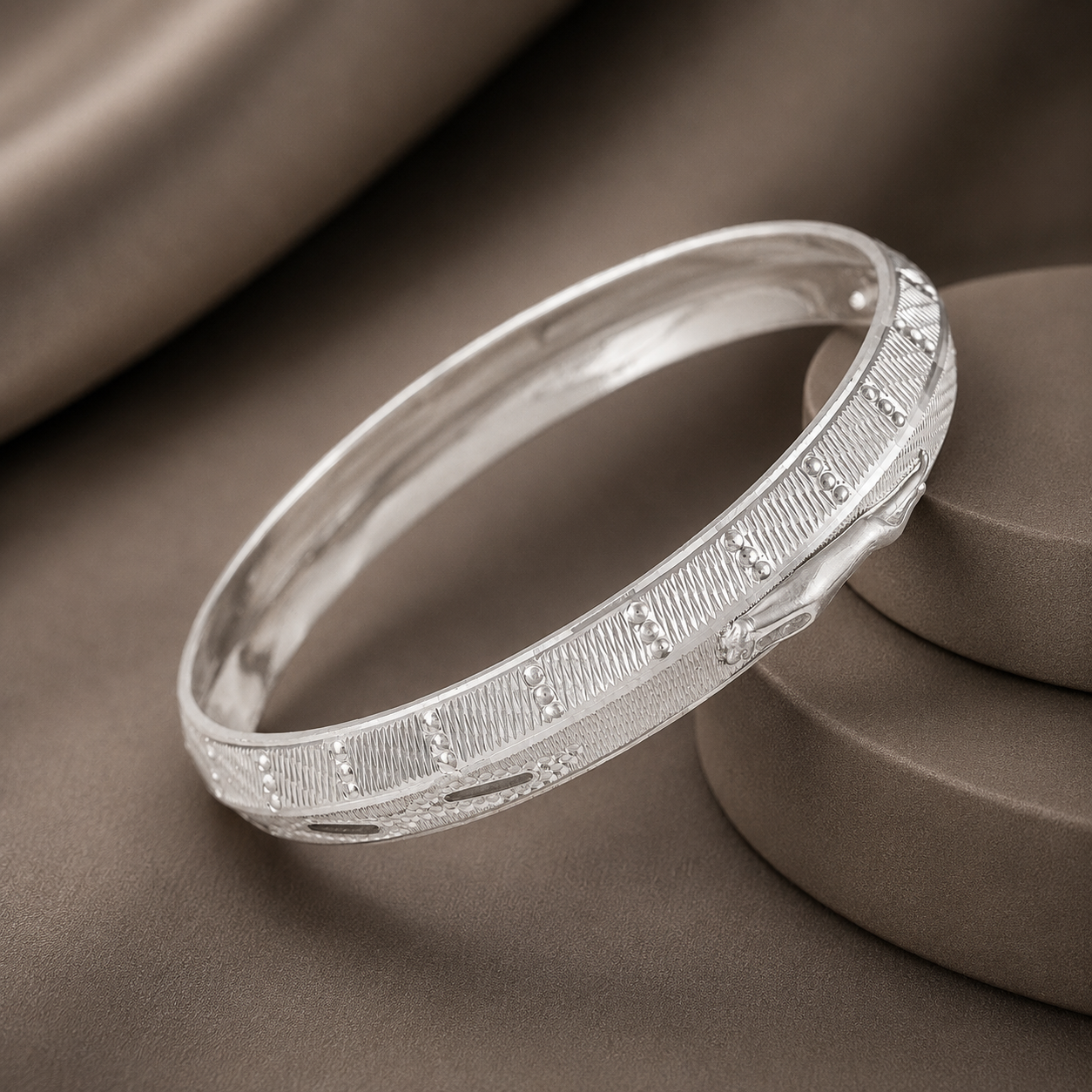 Yuvan Regal Dot Silver Kada For Him