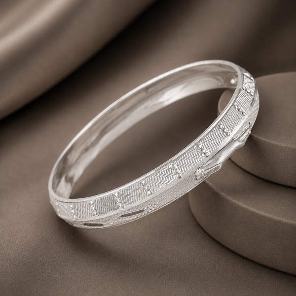 Yuvan Regal Dot Silver Kada For Him