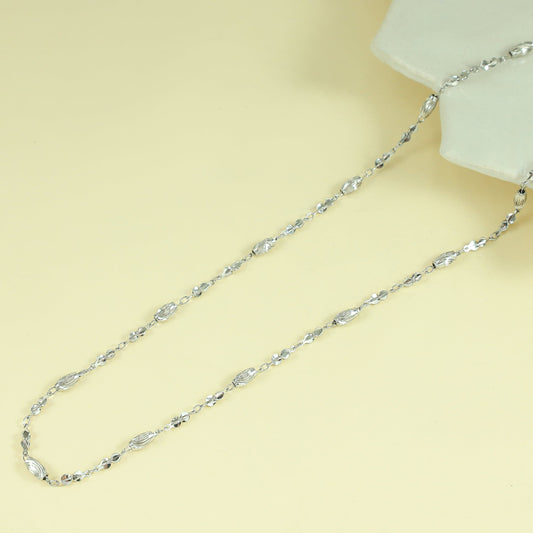 Sleek Silver Chain