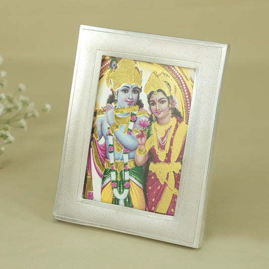 Pleasing Silver Photo Frame