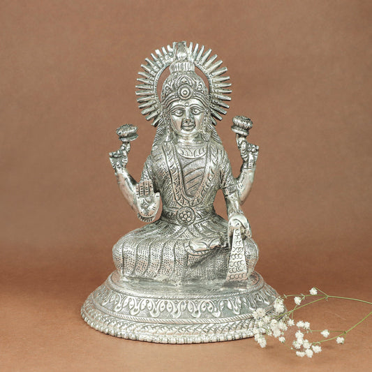 Lovely Laxmi Maa Silver Idol