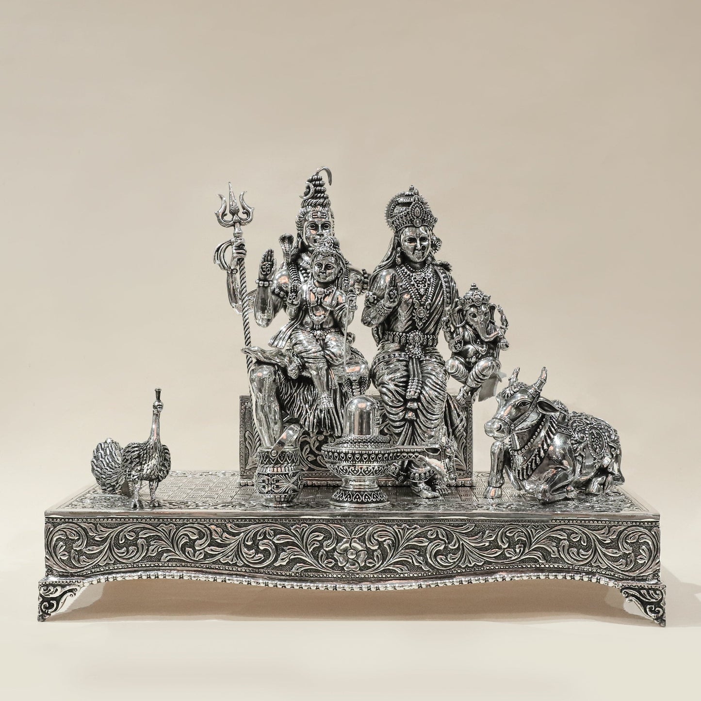 Ravishing Shiv Parivar Silver Idol