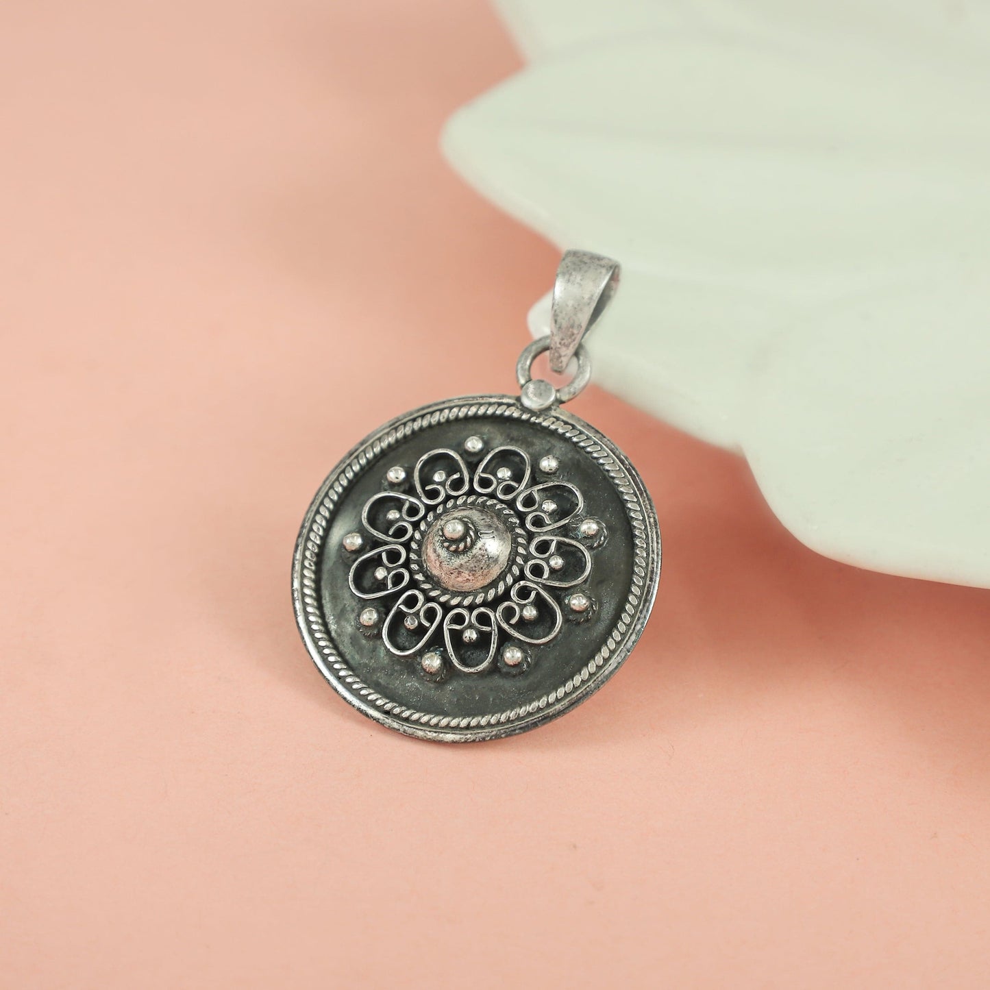 Ravishing Silver Pendant